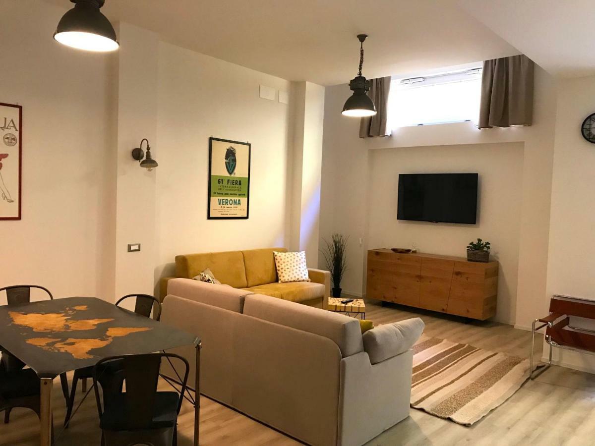 Sciesa24 Lägenhet Verona Exteriör bild